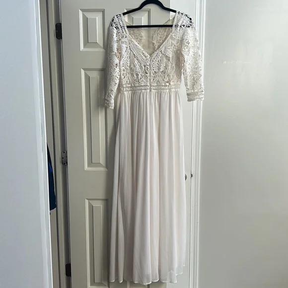 Cream Lace Maxi Dress - Picture 3 of 3